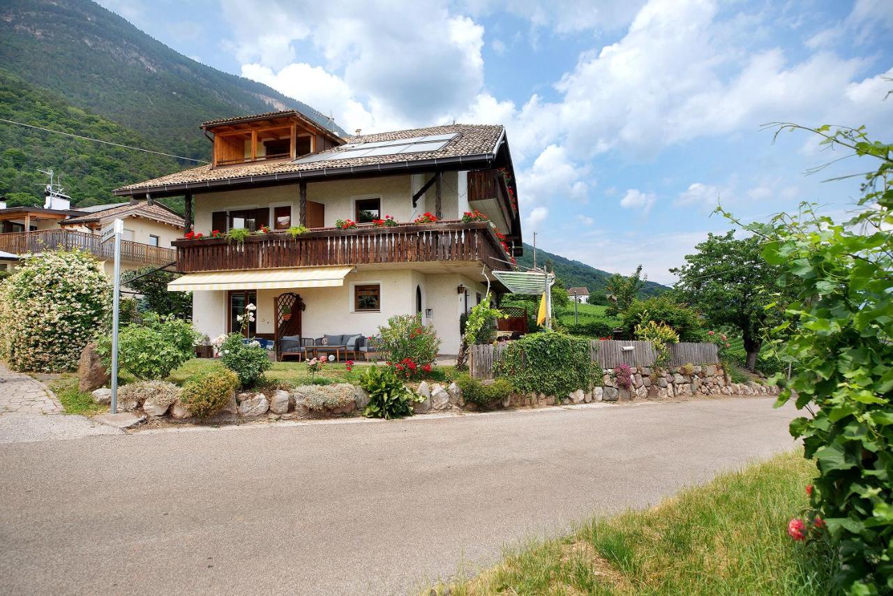 Harmony Apt 2 Appiano Sulla Strada Del Vino Dış mekan fotoğraf