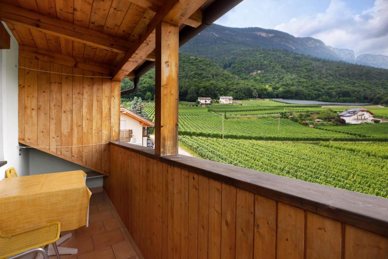 Harmony Apt 2 Appiano Sulla Strada Del Vino Dış mekan fotoğraf